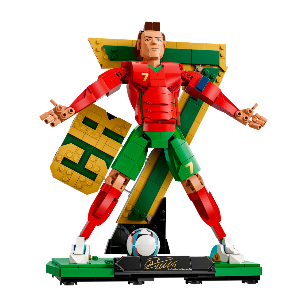 LEGO Cristiano Ronaldo — Soccer Legend 43016 2